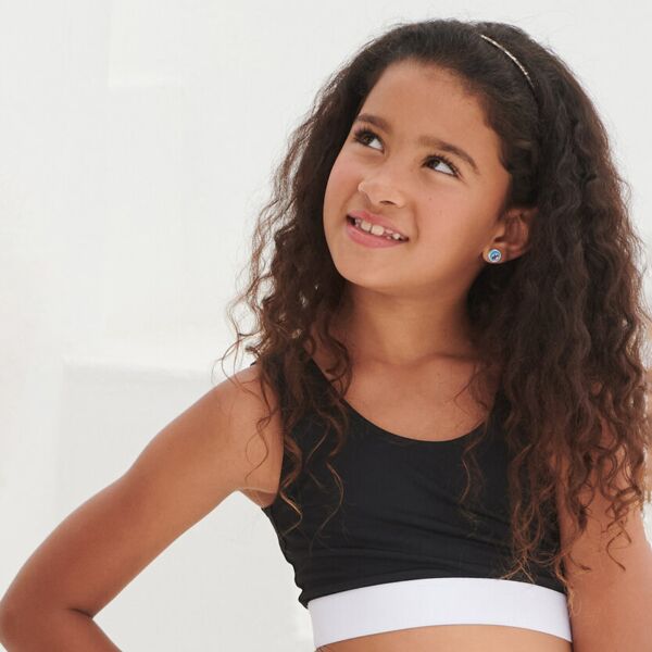 Kids fashion crop top. Thumbnail