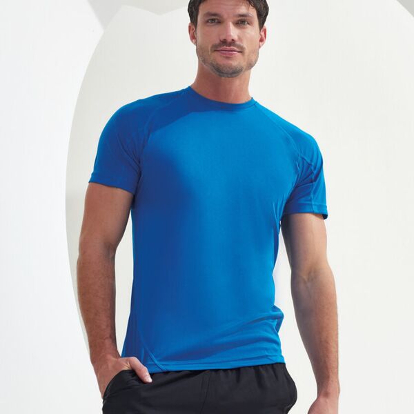 TriDri® panelled tech tee. Thumbnail